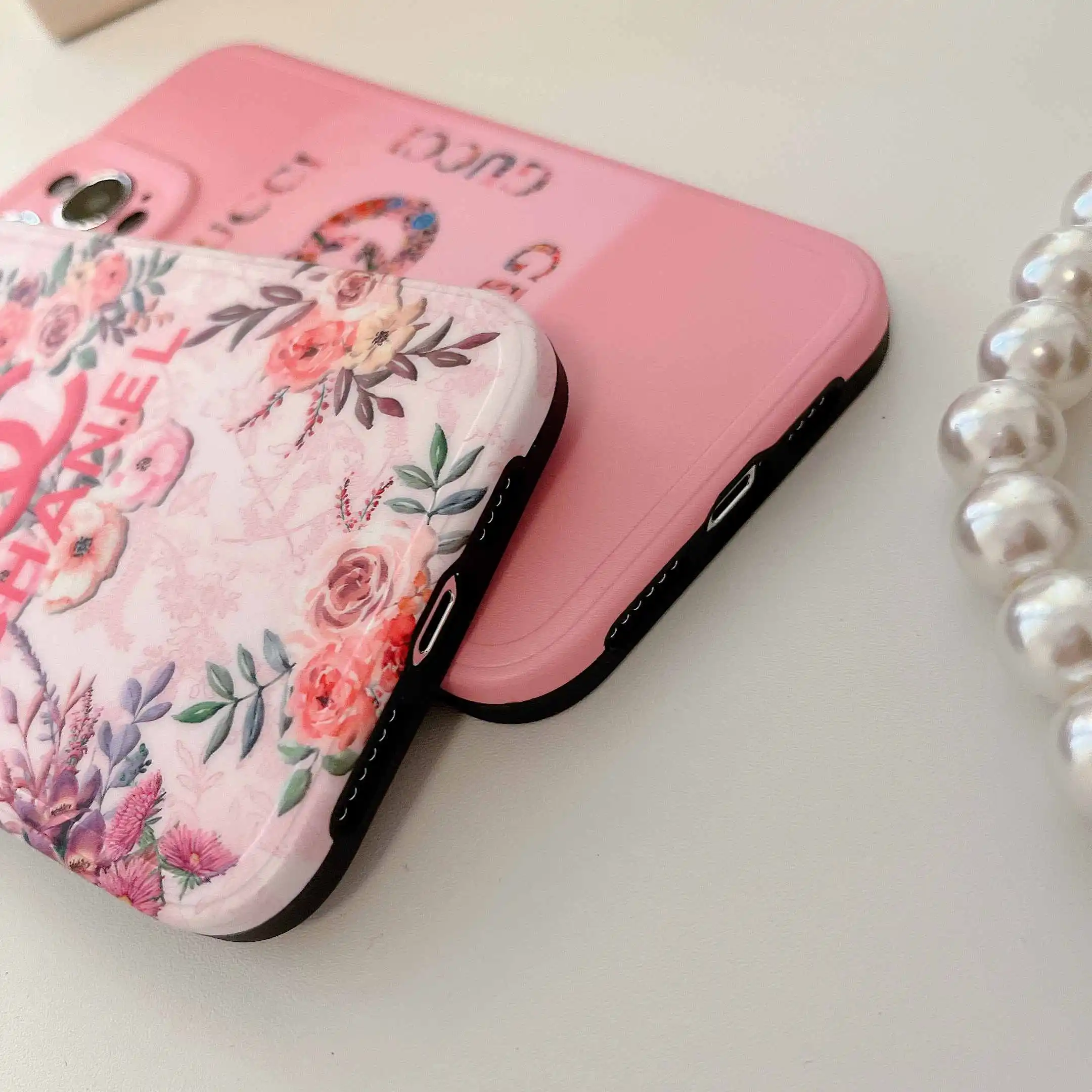 【大注目】アイフォン用   iphone全機種対応  アイフォンケース カメラ保護 レディース愛用 スマホケース
