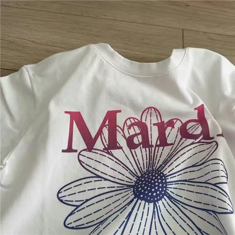 魅力的 ファッション 可愛い アルファベット プリント 花模様 着瘦せ 快適 ゆったり トップス Ｔシャツ