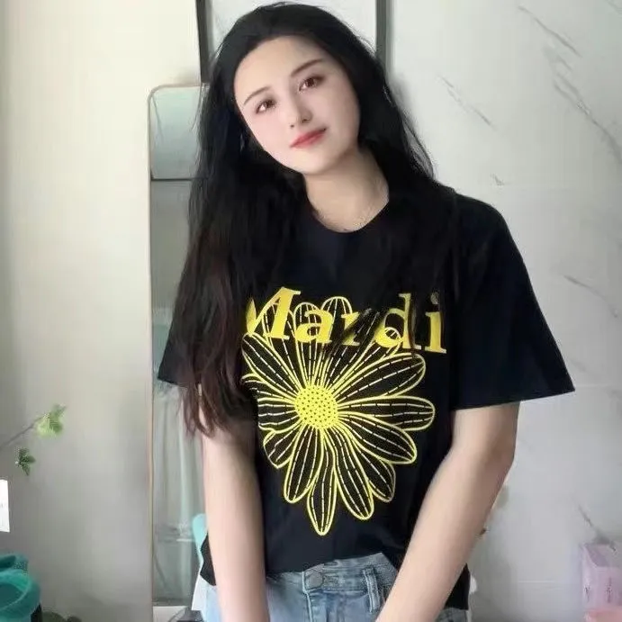 魅力的 ファッション 可愛い アルファベット プリント 花模様 着瘦せ 快適 ゆったり トップス Ｔシャツ