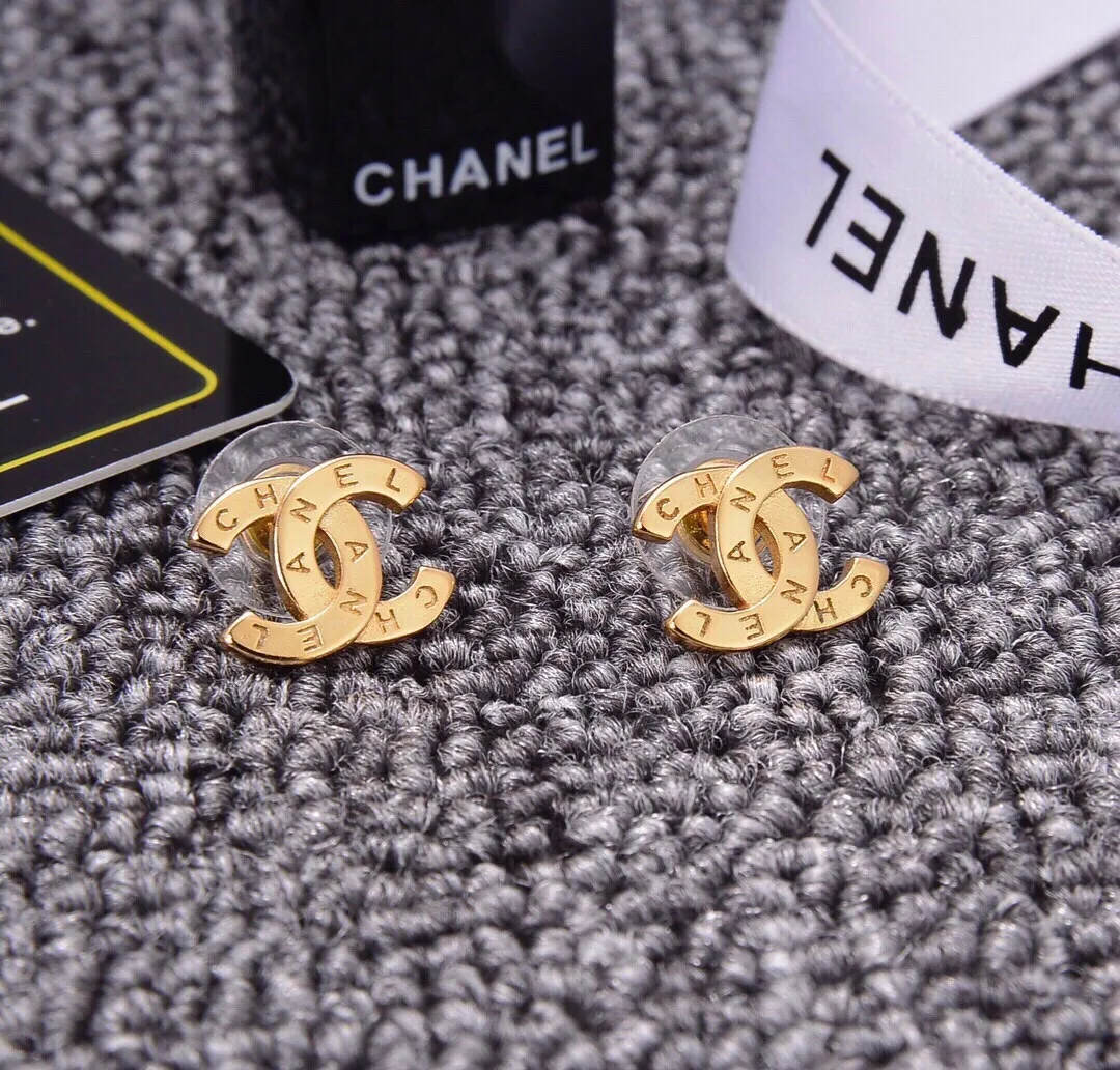 シンプル上品♪定番 ファッション ピアス