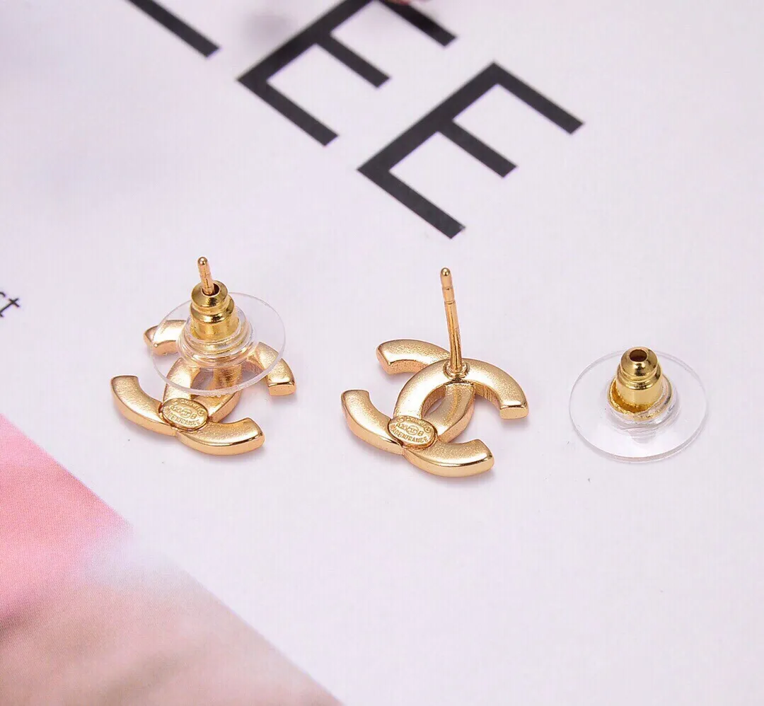 シンプル上品♪定番 ファッション ピアス