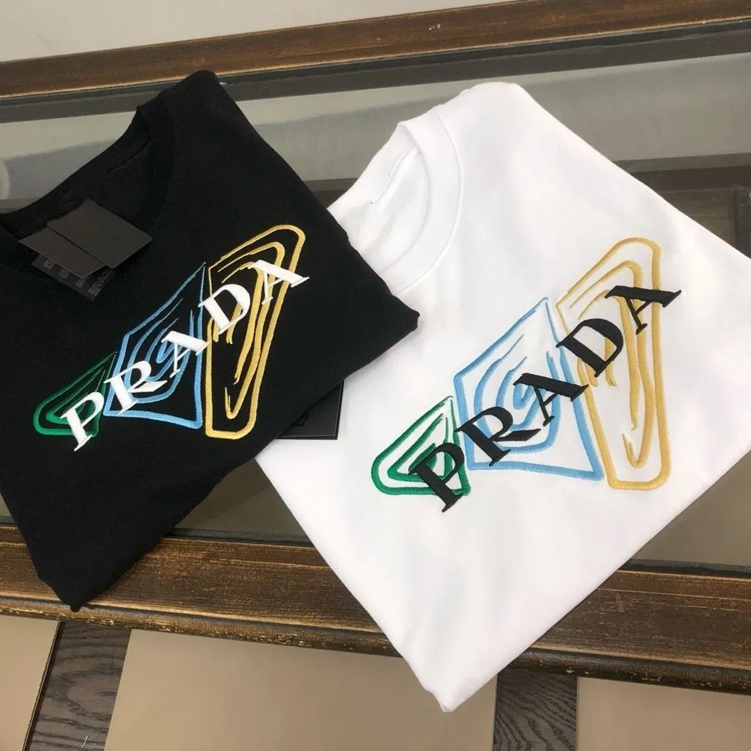 高級感 今季も大流行 オーバーサイズ シンプル 2色選べる アルファベットＴシャツ　