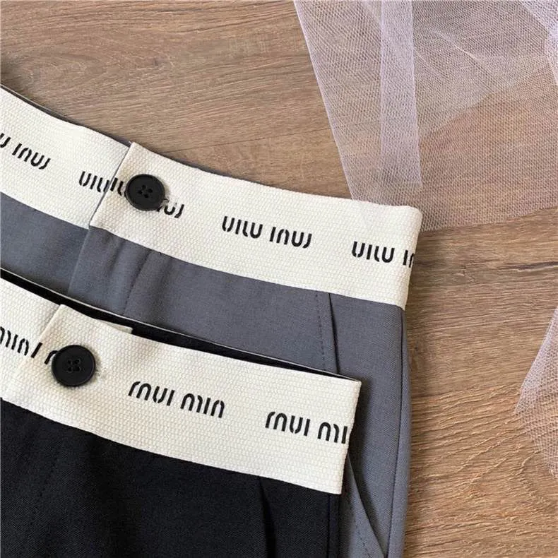 『S-2XL』大人の定番 超人気商品 着瘦せ 高級感  ハイウエスト ファッション  無地 アルファベット 新作 シンプル スカート