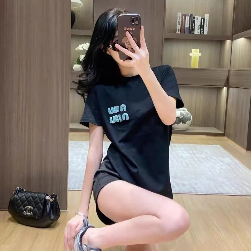 着心地良い 大人気 シンプル 2色選べる 無地 通気性 快適 ゆったり オーバーサイズ Ｔシャツ