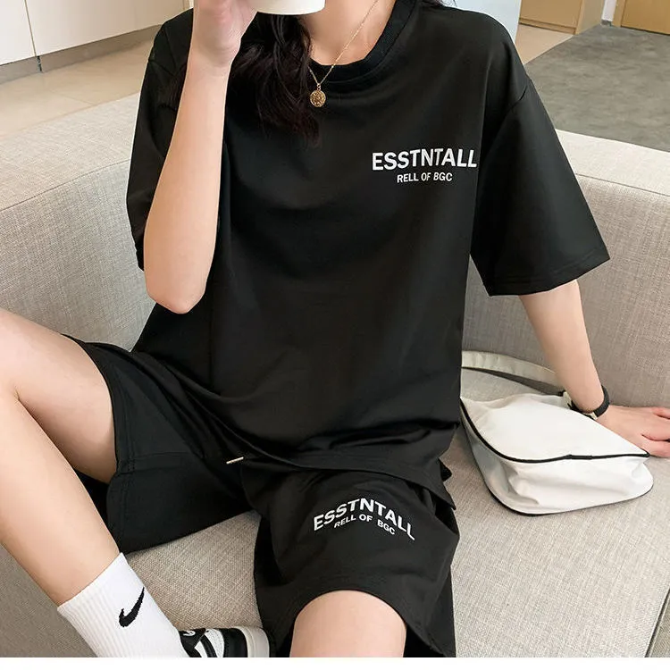 合わせやすい 絶対流行 カジュアル ゆったり 無地 アルファベット 3色選べる Ｔシャツ ショートパンツ