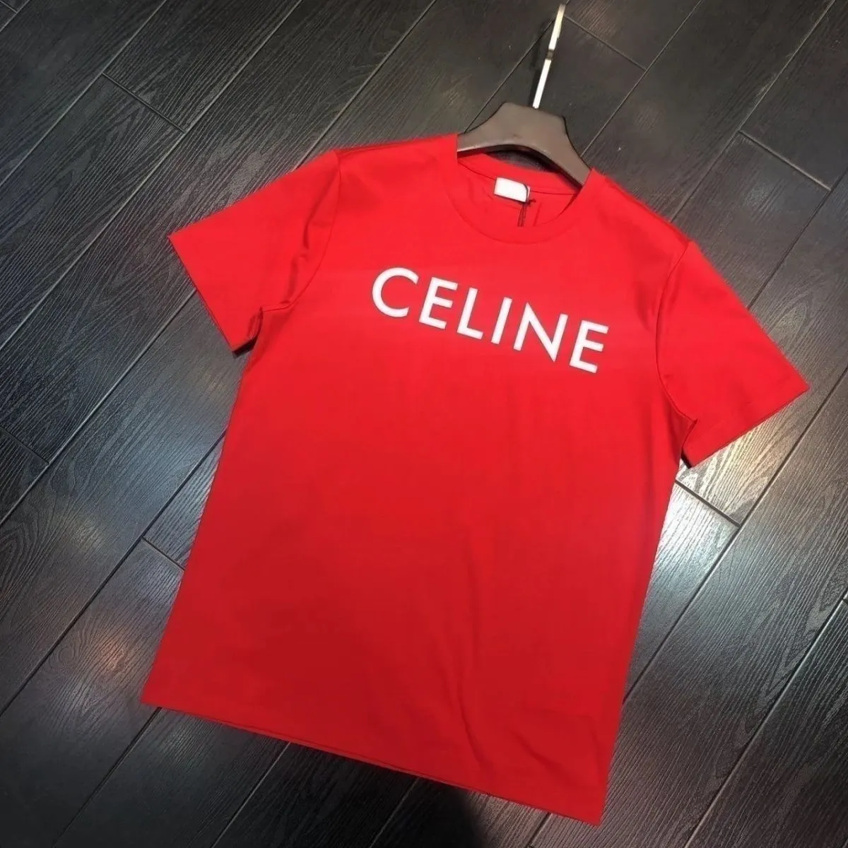 目立つ 気質満点 取り入れたい シンプル カジュアル 四色選べられ アルファベット  Tシャツ