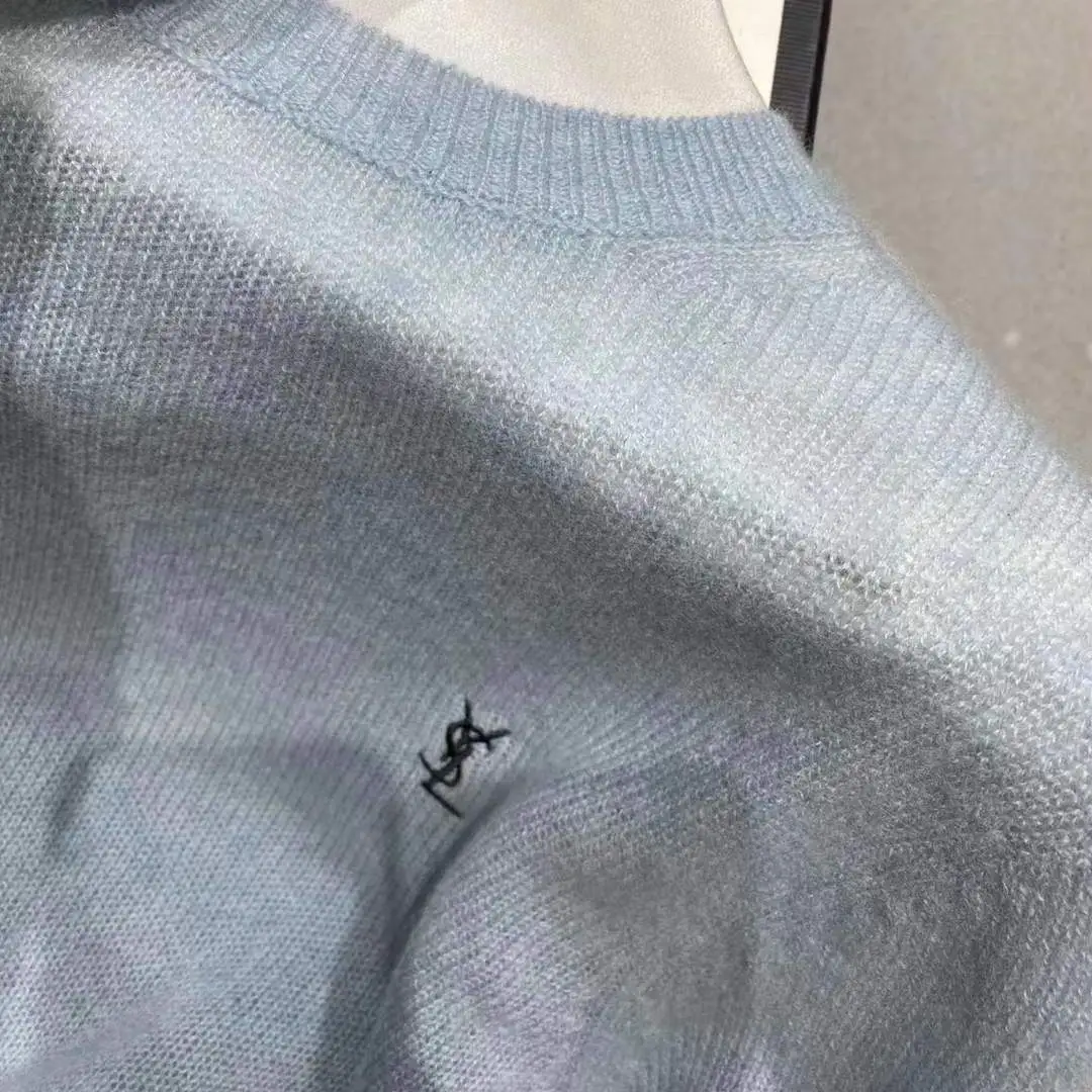 『S-XL』着回し力抜群 ラウンドネック 刺繍 着心地良い 合わせやすい ルーズ シンプル ニット セーター