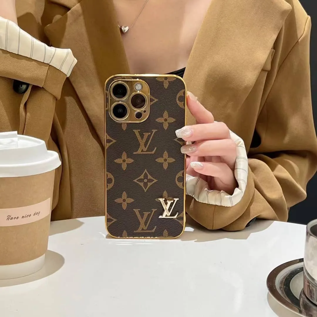 大好評 iPhoneケース 多機種対応 高級感 アイフォンケース カメラ保護 携帯 スマホケース