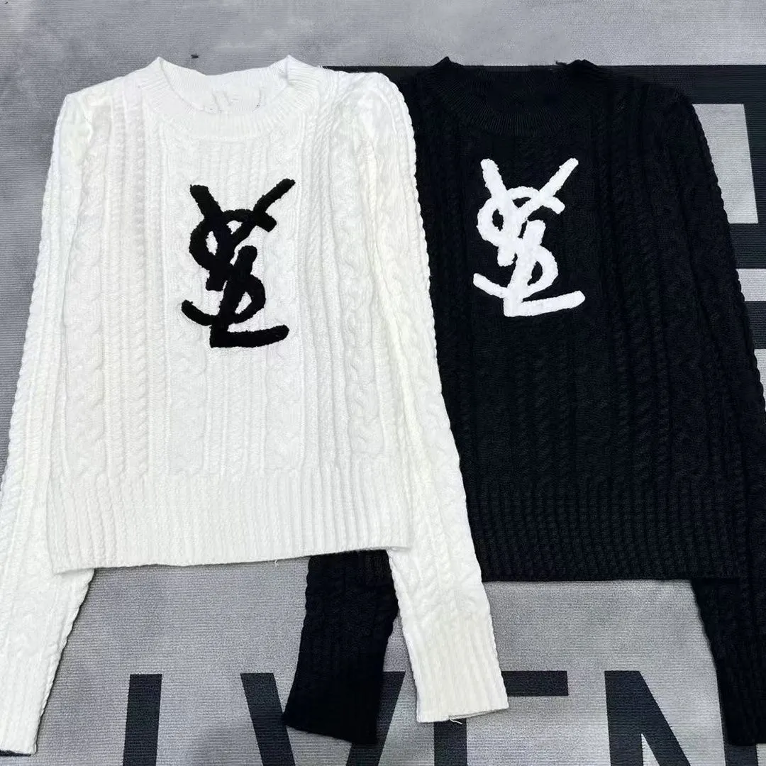 『フリーサイズ』高品質 おしゃれ ニット生地 刺繍 ラウンドネック 長袖 ニットセーター