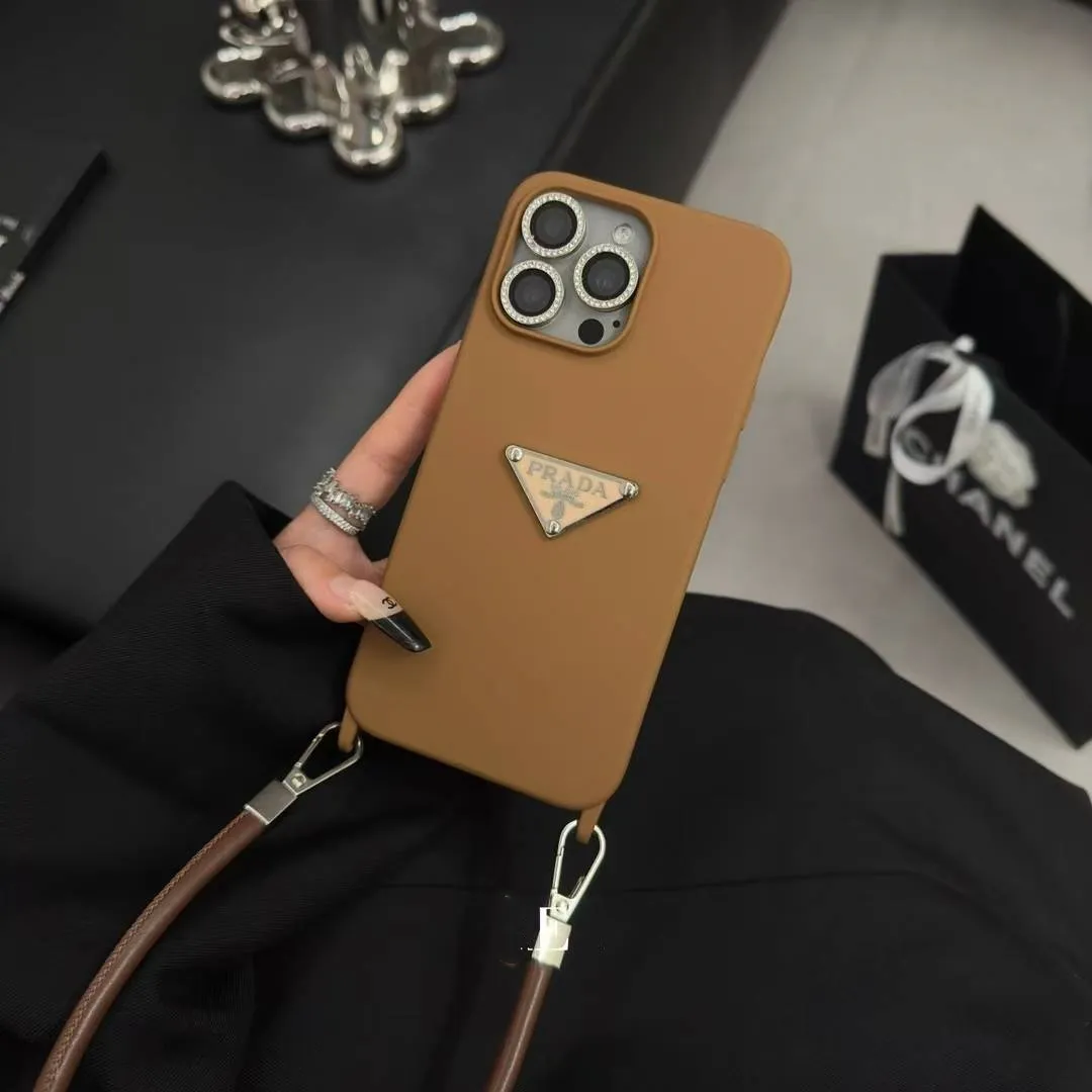 質感のいい 好感度100％ シンプルデザイン ファッション 耐水性 スマホケース