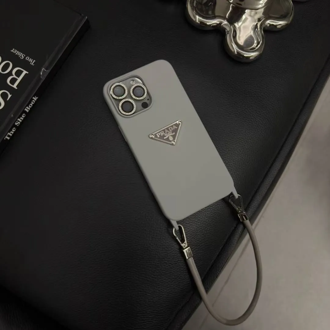 質感のいい 好感度100％ シンプルデザイン ファッション 耐水性 スマホケース