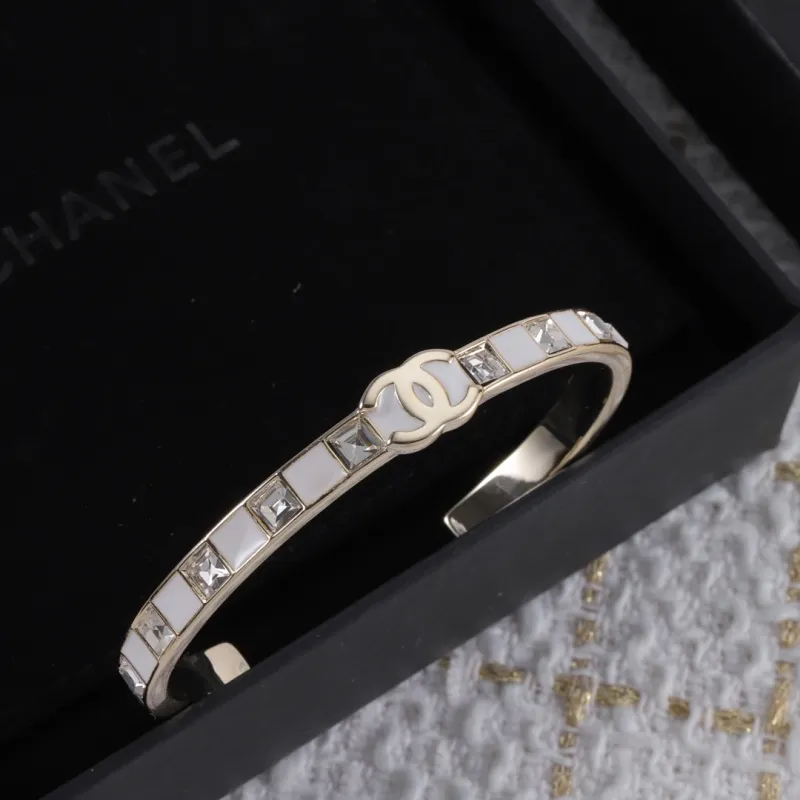 【Chanel】気質満点 繊細 クラシック スタイリッシュ ブレスレット