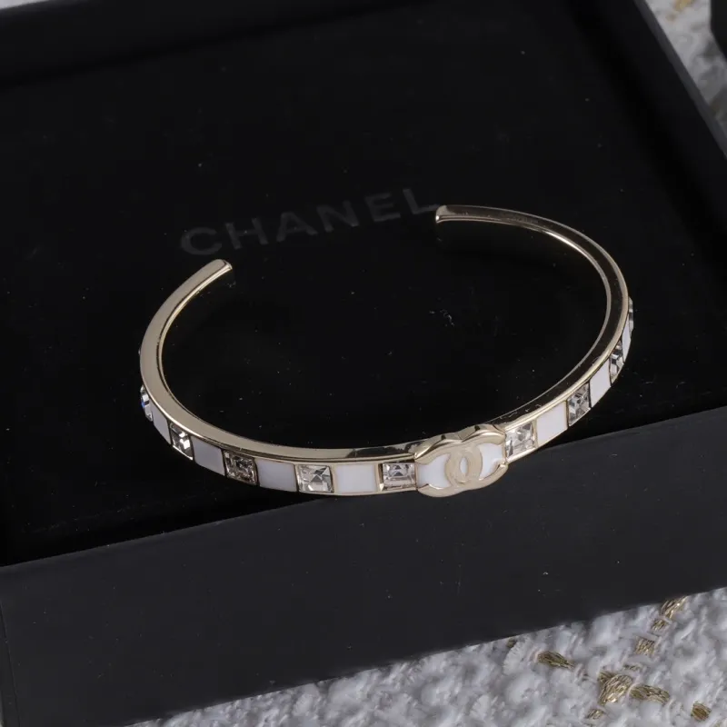 【Chanel】気質満点 繊細 クラシック スタイリッシュ ブレスレット