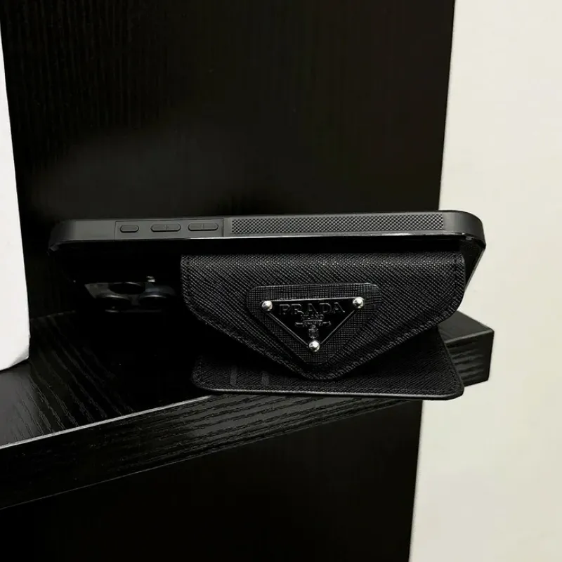 超人気商品 高品質 スタイリッシュ クラシック多機能  滑り止め スマホケース