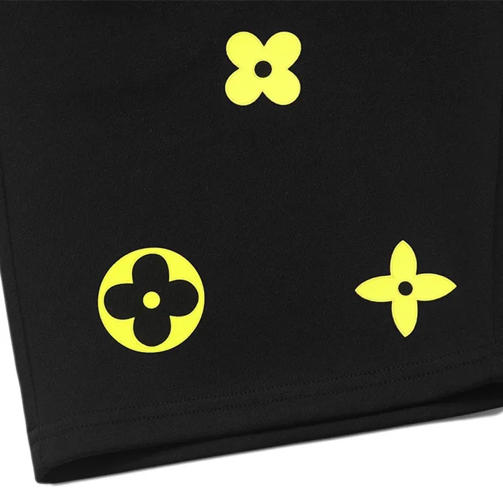 『S-XL』プチプラ オーダークローバーロゴレザーパッチ 日常通勤 コーデ必須 カジュアルショーツ