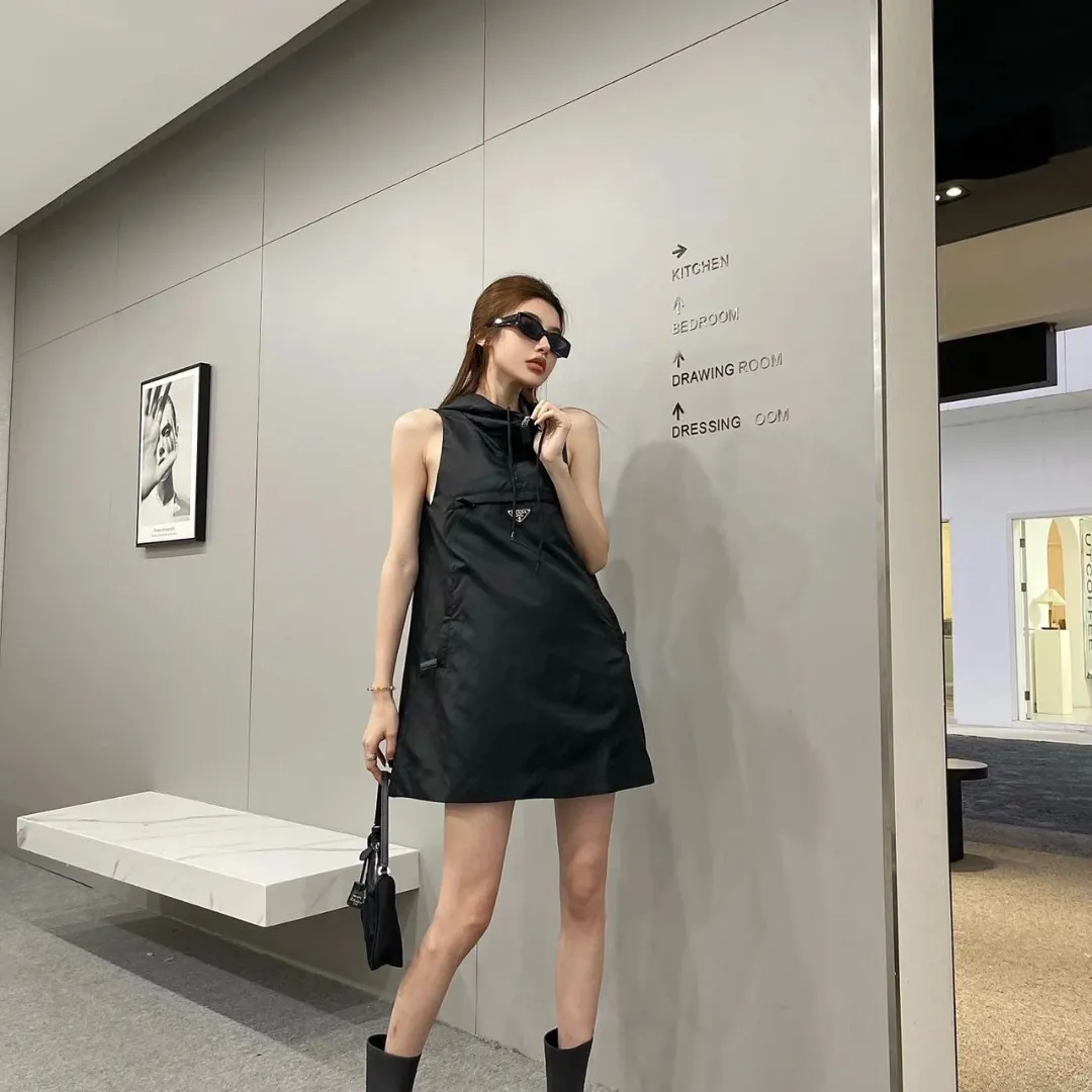『S-L』魅力的 おしゃれ 着瘦せ ファッション クール トレンド ノースリーブ ストレートスカート ワンピース