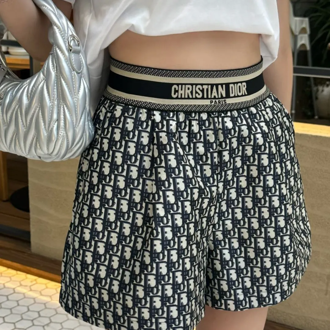 『S-L』気質満点 売れ筋 人気上昇中 カジュアル 日常 ラウンドネック 半袖 Ｔシャツ＋ショートパンツ セットアップ